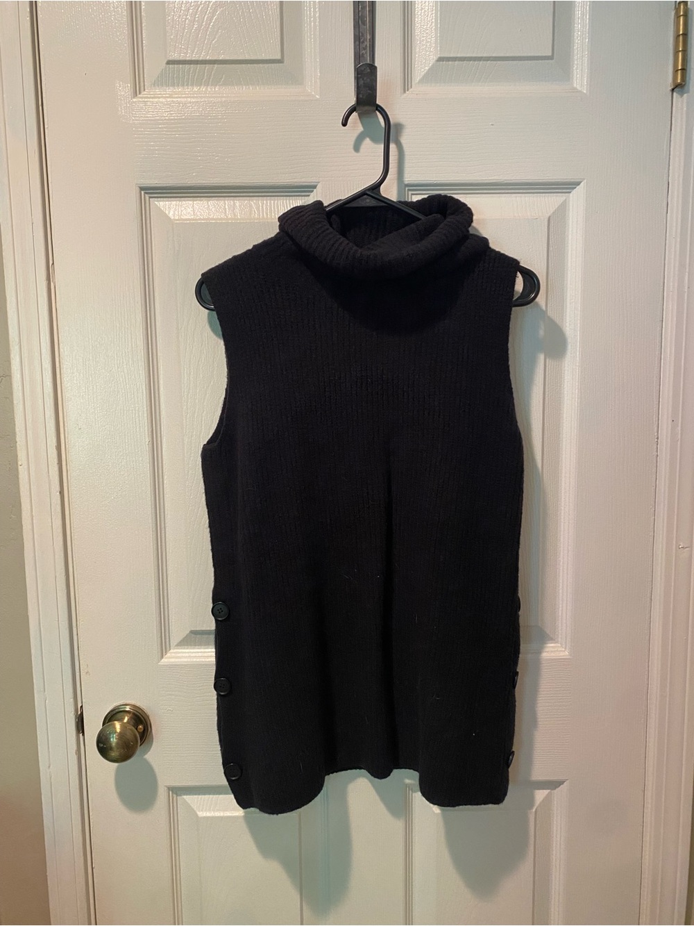 Black Sleeveless Turtleneck Knit Sweater